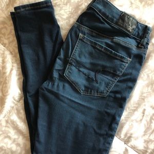 Dark wash AEO Jeggings